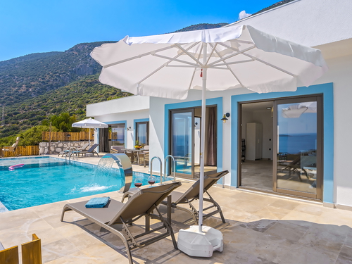  gece  -  Kasım
  | Kaş Yeniköy’de Deniz Manzaralı, Jakuzili Balayı ve Aile Villası – 4 Kişilik Tatil İçin İdeal Seçim